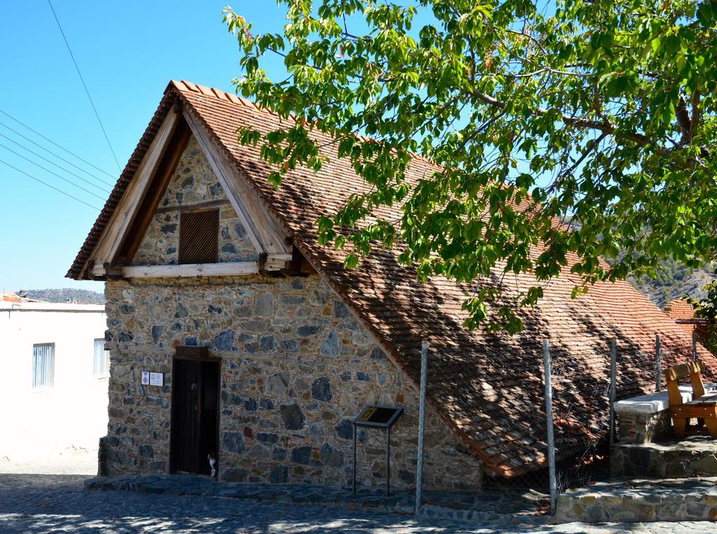 Elyssia Hotel Педулас Экстерьер фото